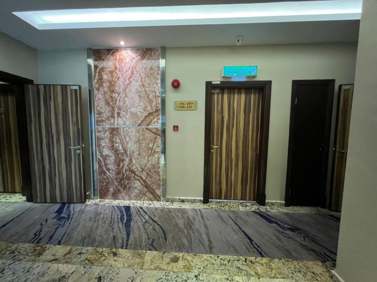 Nova Hotel Мири Екстериор снимка